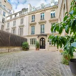 Parisconciergerie - Studio Champs Elysees